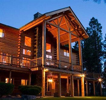 Wilderness Club Hotel in Montana