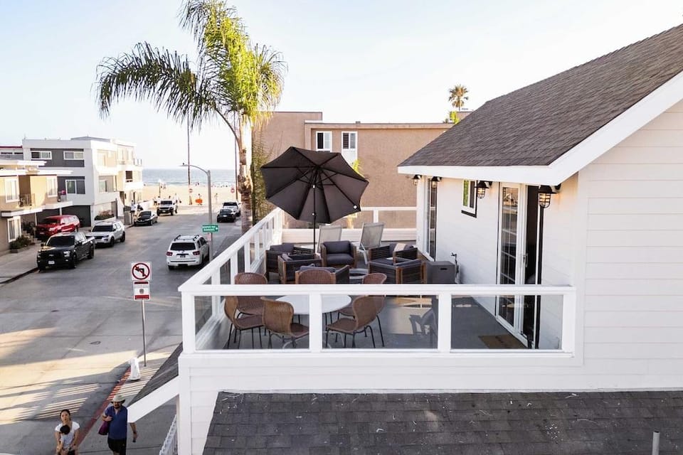 Sea Sight by Avantstay Walk to Newport Beach Hotel in Balboa Peninsula