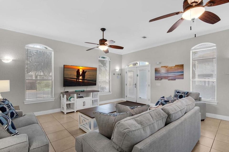Miramar Magic Hotel in Miramar Beach