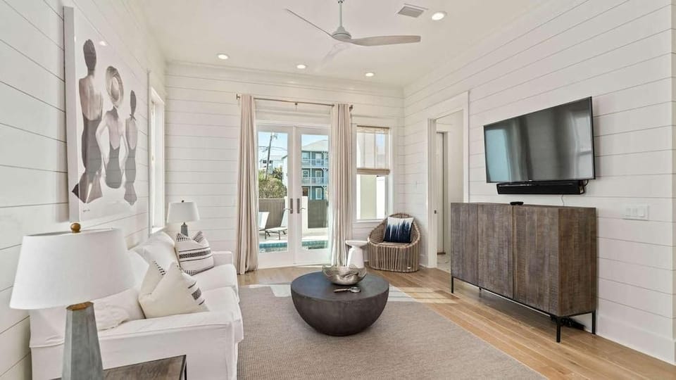 30A Beach Therapy Hotel in Inlet Beach