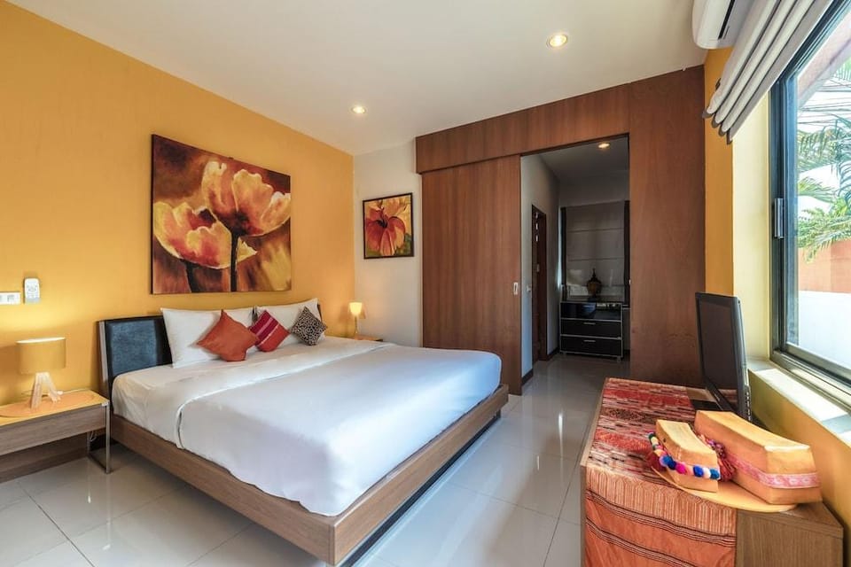 Iconic Art Decor 3BR Pool Villa Salika Hotel in Rawai