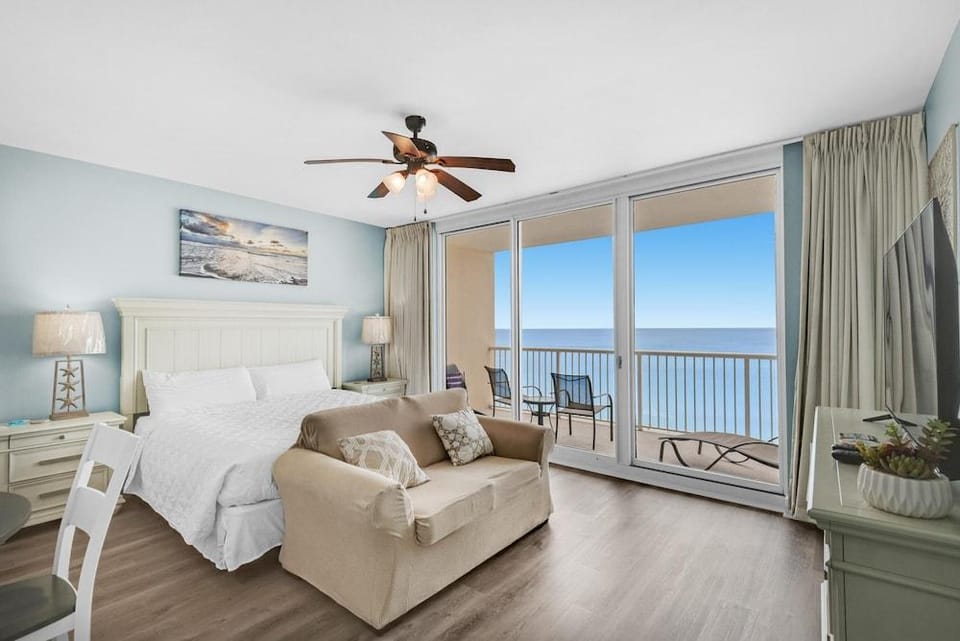 Majestic Beach Towers 1-609 Hotel in Long Beach