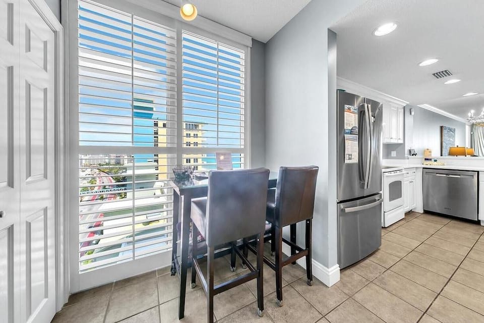 Majestic Beach Towers 2-1509 Hotel in Long Beach