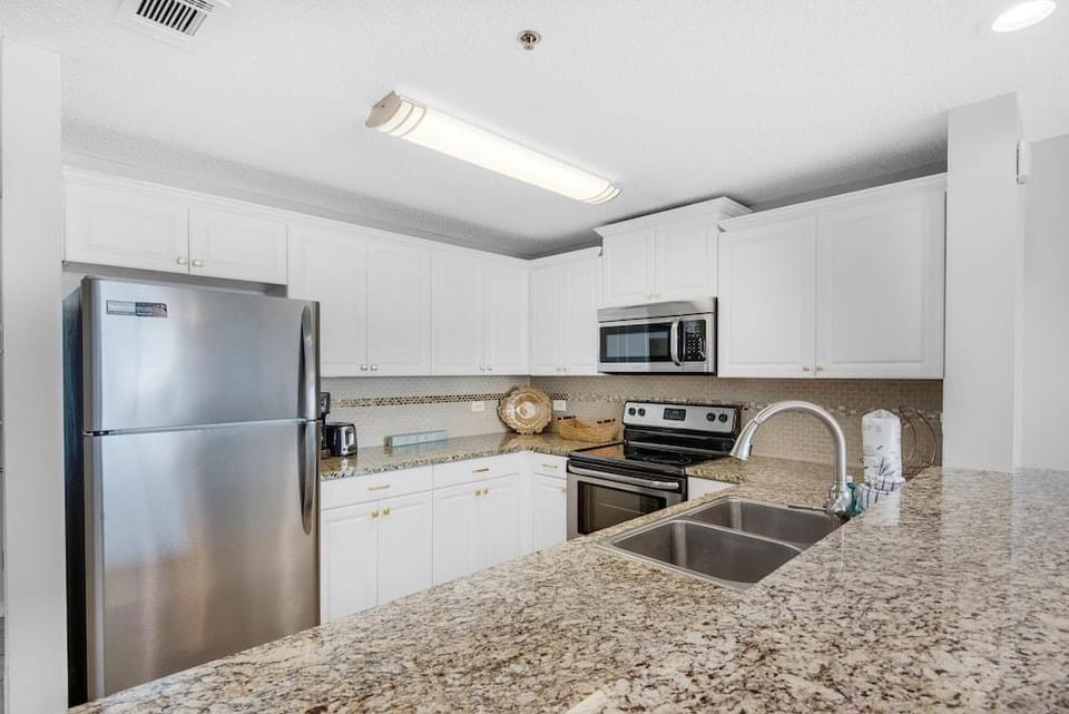 Leeward Key 405 Hotel in Miramar Beach