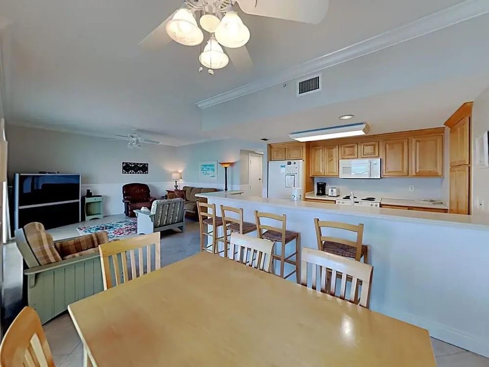 South Harbour 12E Hotel in Pensacola Beach
