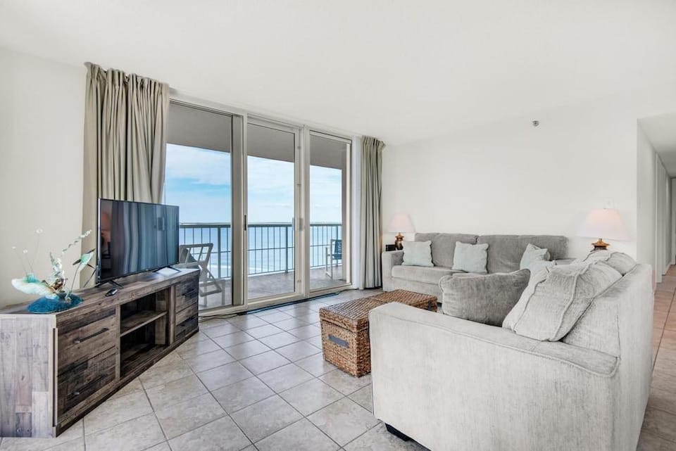 Tristan Towers Unit 10A Hotel in Pensacola Beach