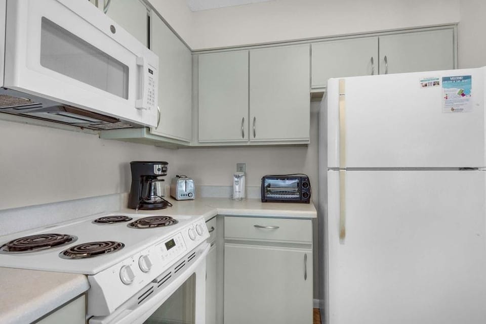 Tristan Towers Unit 10A Hotel in Pensacola Beach