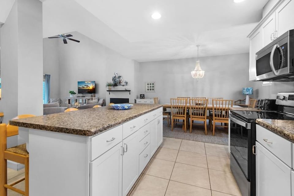 Portside Villas Unit 13 Hotel in Pensacola Beach