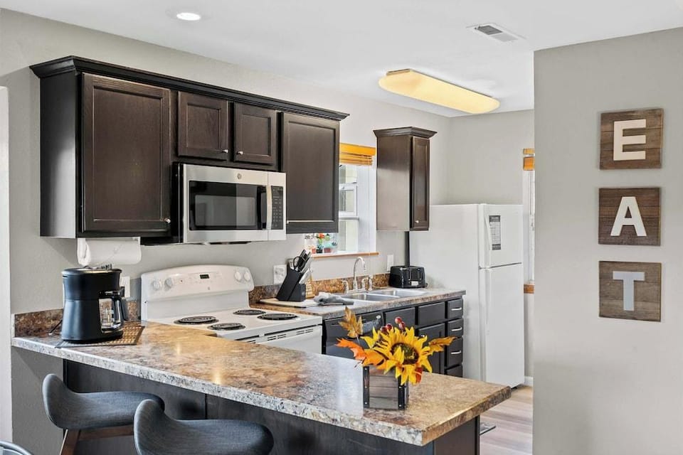 Silver Lake Hideaway Chic 2 Bdr, Dog Friendly! Hotel in Indian Point