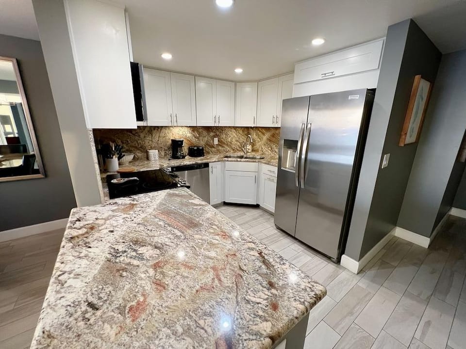 Ocean View Luxury Condo Hotel in Pacific Beach