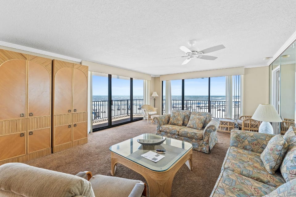 Summerhouse Beach Resort by PHG Hotel in Panama City Beach
