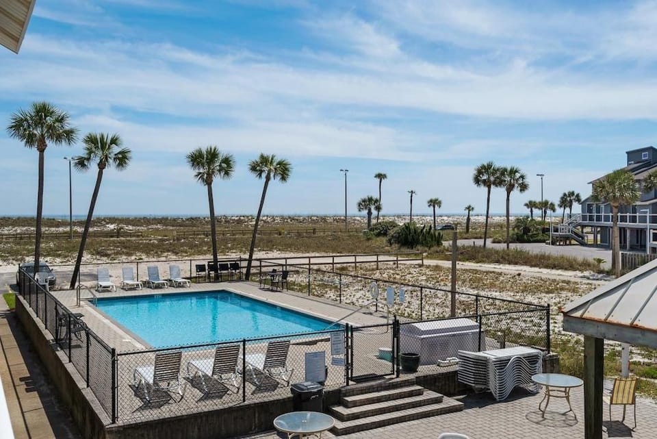 Labahia 123 Hotel in Pensacola Beach
