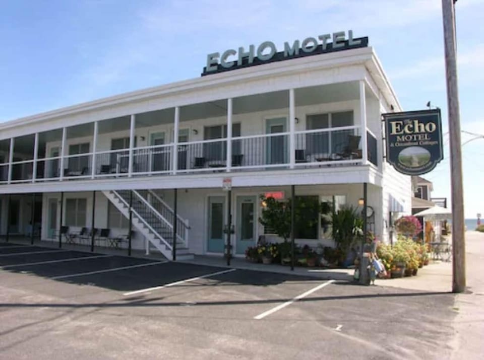 Echo Motel & Oceanfront Cottages Hotel in Old Orchard Beach