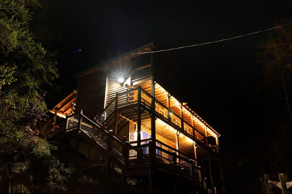 Heavenly Bliss By Ghosal Luxury Lodging Hotel in Sevierville