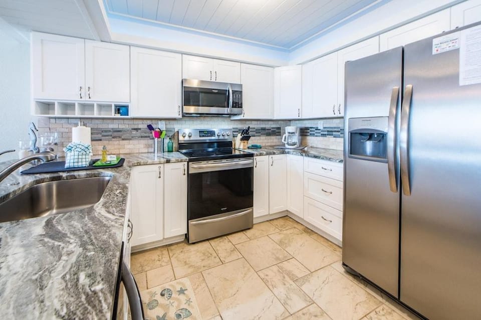 The Shores Townhome #116 Hotel in Sunnyside