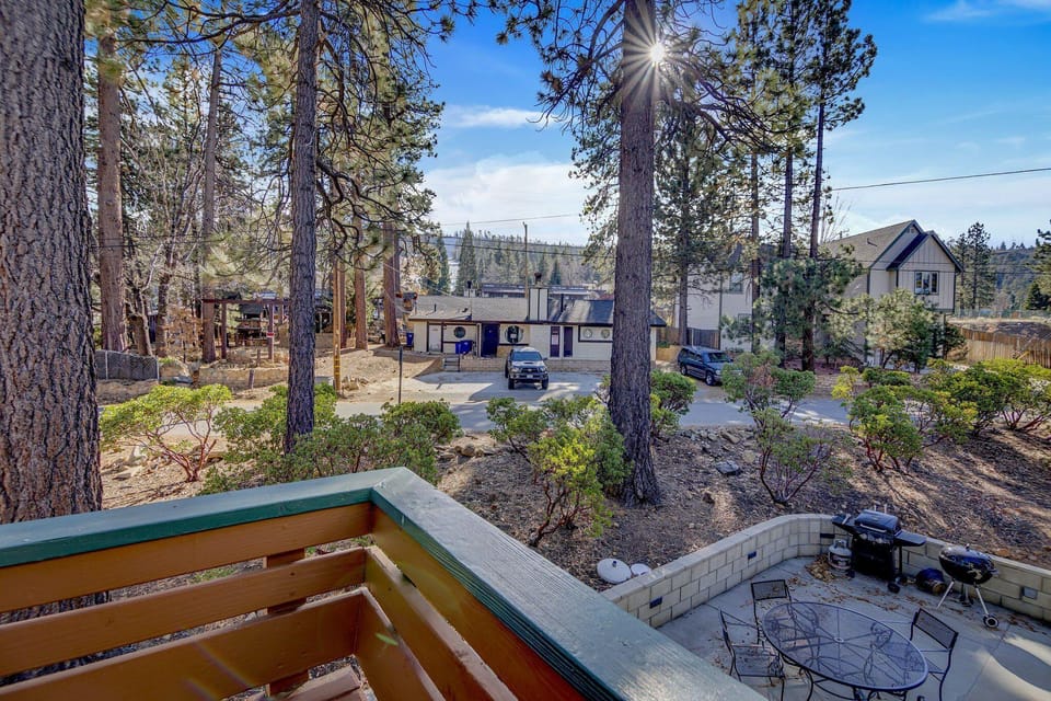 Switzerland SKI Chalet #845 Hotel in Big Bear