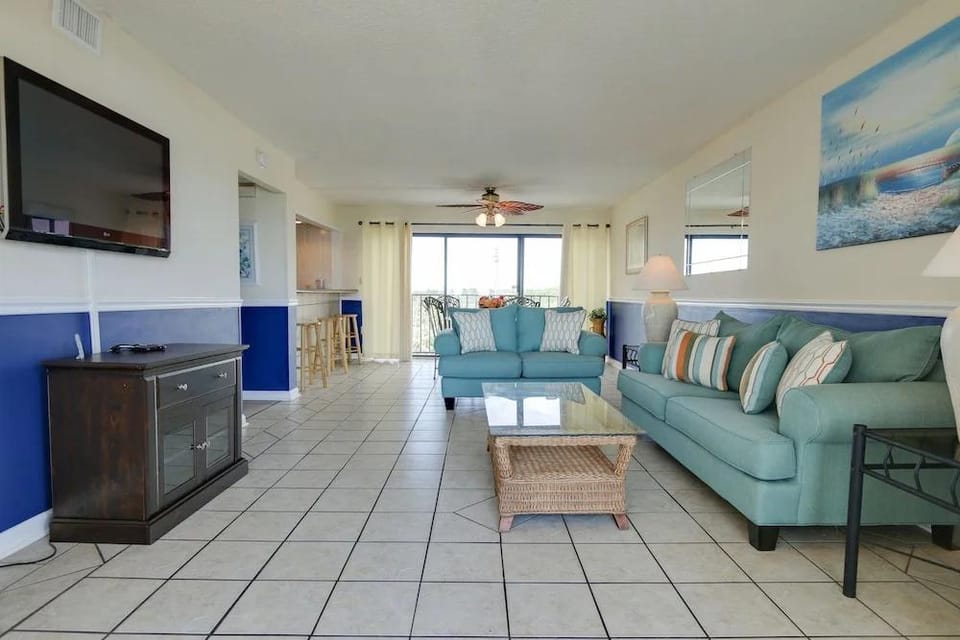 Moondrifter Condominiums Hotel in Panama City Beach