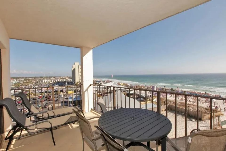 Moondrifter Condominiums Hotel in Panama City Beach