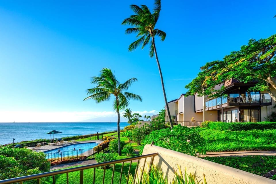 Napili Point by KBM Resorts Hotel in Kapalua