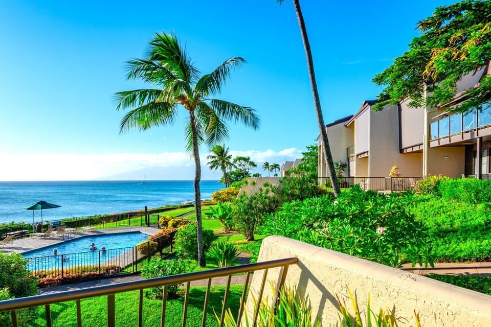 Napili Point by KBM Resorts Hotel in Kapalua