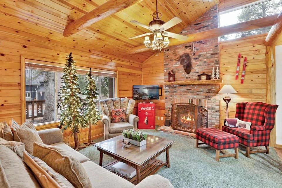 Timber Pines Chalet #2417 Hotel in Big Bear