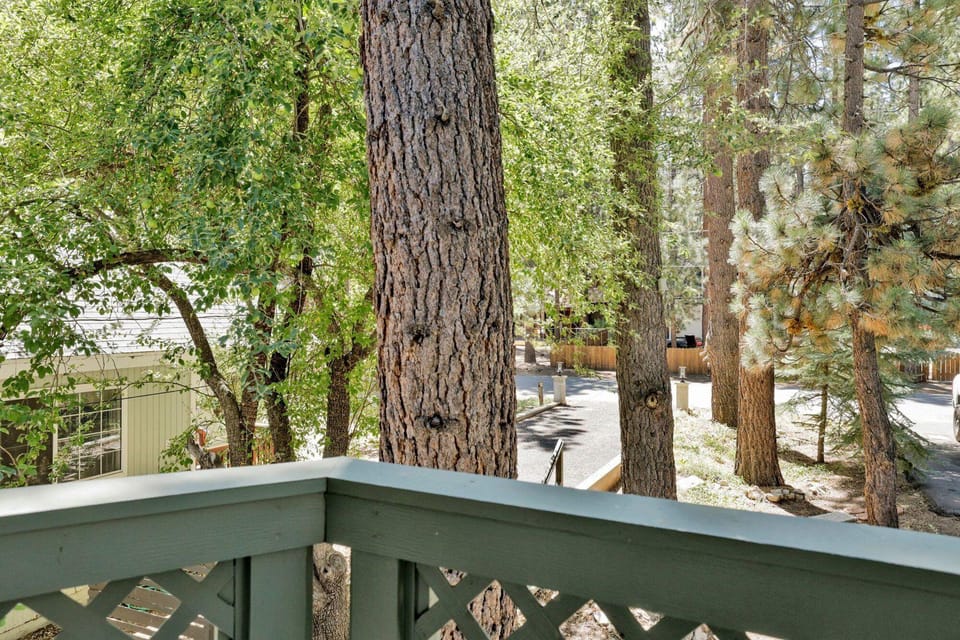 Green Canoe Cabin #2293 Hotel in Big Bear