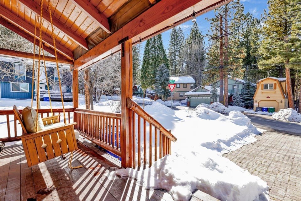 Binky's Mountain Hideaway #2455 Hotel in Big Bear