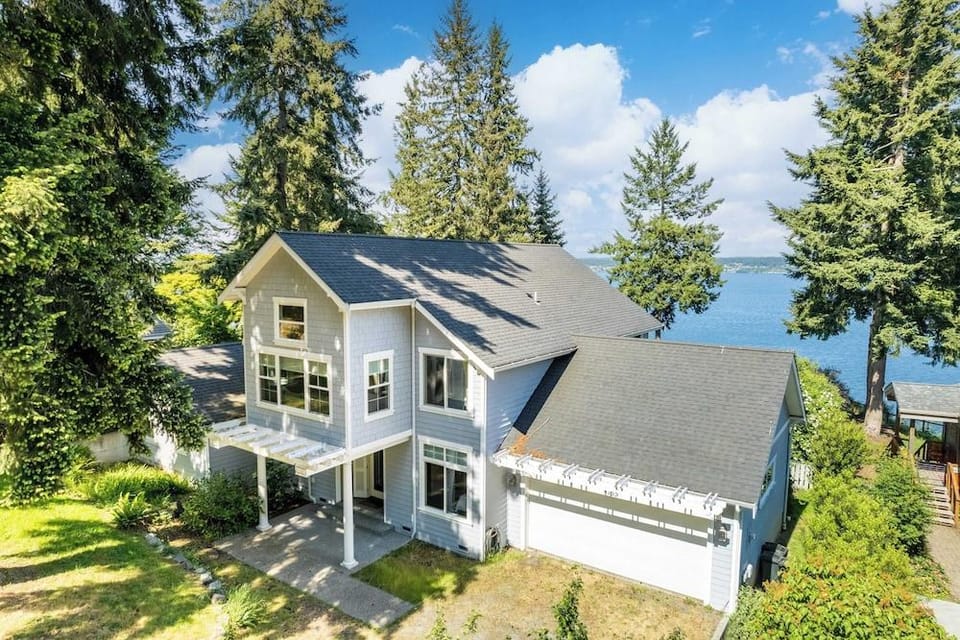 Langley by the Sea by Avantstay Panoramic Vistas Hotel in Camano Island