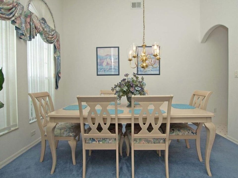 Greater Groves-4 Bedrooms Home W/pool-5204GG Home by RedAwning Hotel in Four Corners