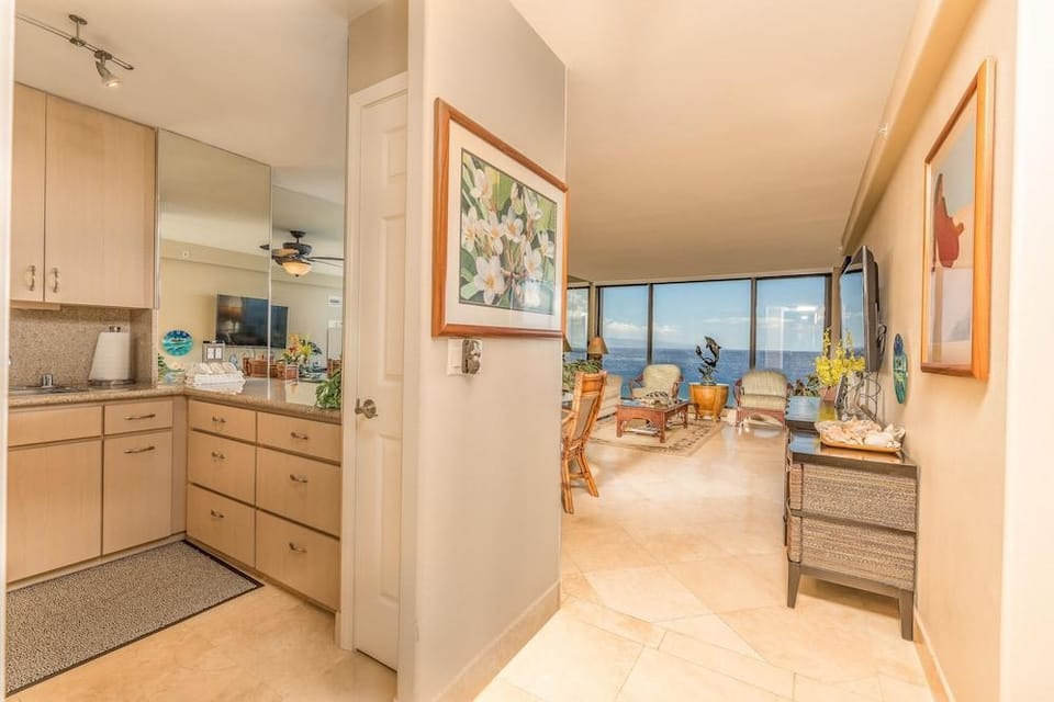Mahana Resort #1017 1 Bedroom Condo by RedAwning Hotel in Kaanapali