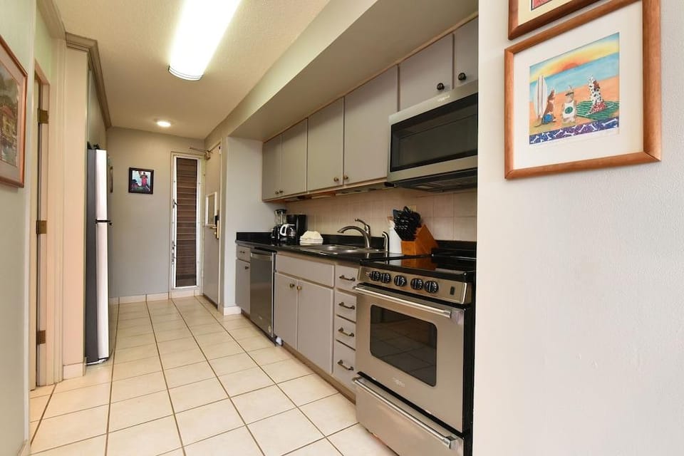 Maui Kaanapali S #a517 Studio Bedroom Condo by RedAwning Hotel in Kaanapali