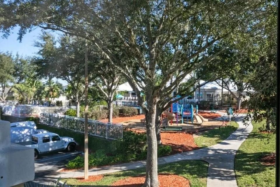 Spacious 3 Bed, 2 Bath Condo In Gated Community 3 Bedroom Condo by RedAwning Hotel in Osceola County