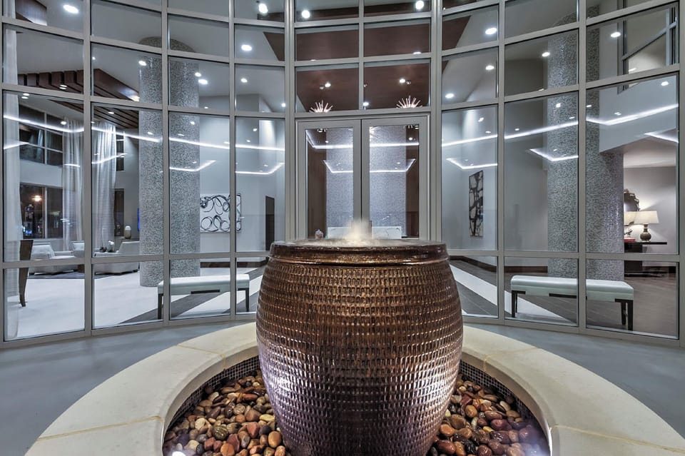Global Luxury Suites Midtown Atlanta Hotel in Atlanta