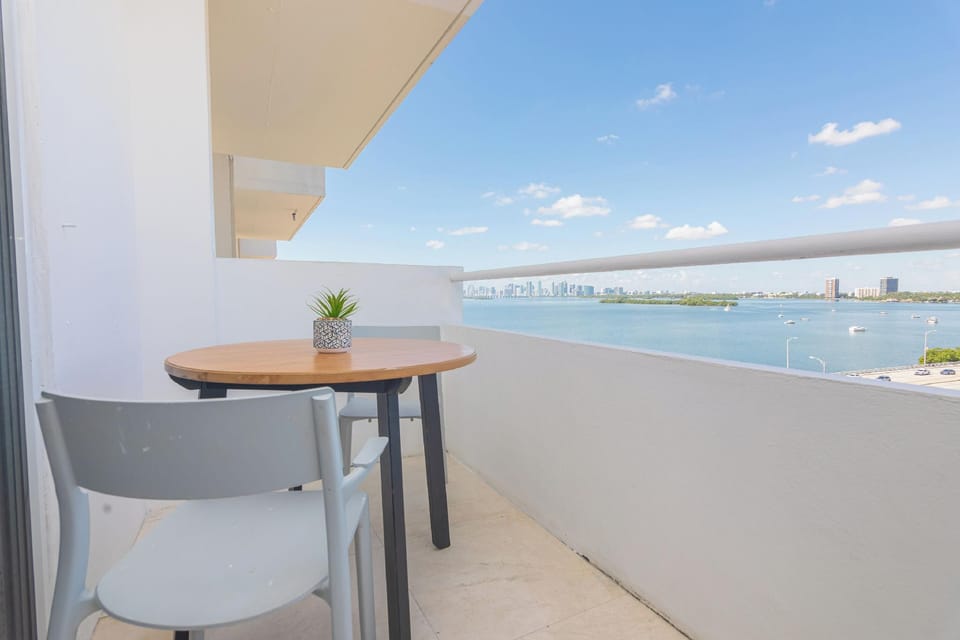Boutique Apartments North Bay Village Hotel in North Bay Village