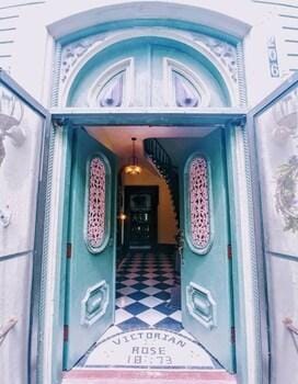 1873 Victorian Rose B & B Hotel in Ohio