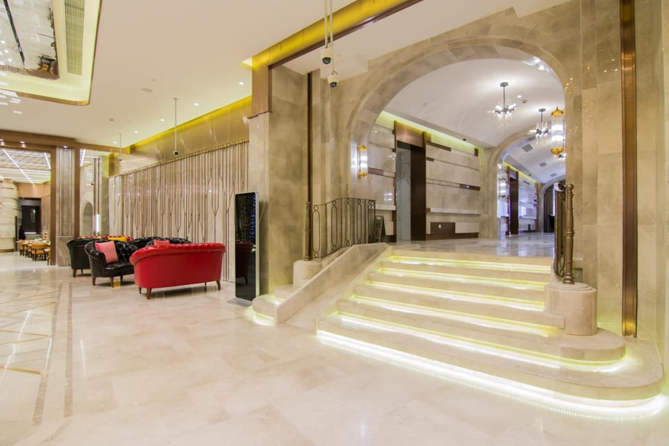 Yitel Premium Shanghai People's Square Nanjing Road Pedestrian Street Hotel in Shanghai
