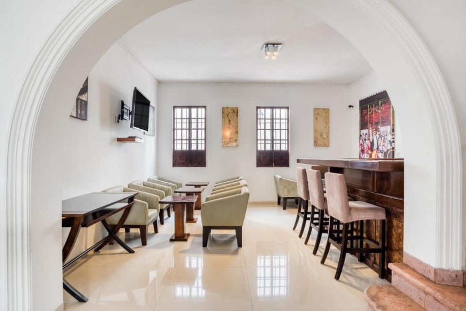 Bar/lounge
