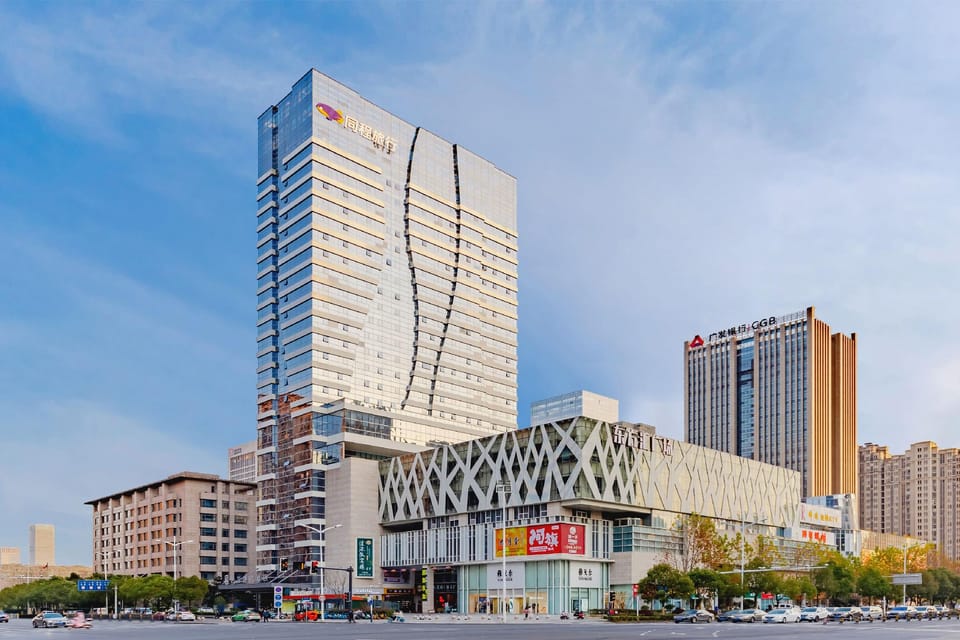 Elong Hotel Hefei Binhu Times Square Hotel in Jiangsu