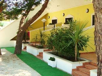 Argeste Club Vacanze Apartment hotel in Vieste