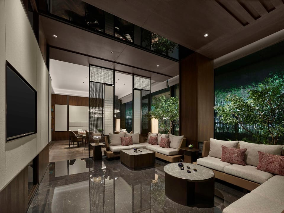 Hilton Shanghai Hongqiao International Airport Hotel in Shanghai