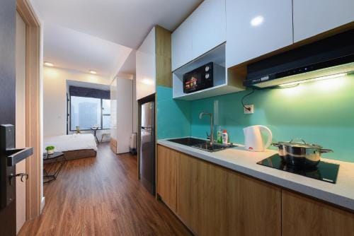 RIVERGATE apartment infinity pool & Gym Hotel in Ho Chi Minh City