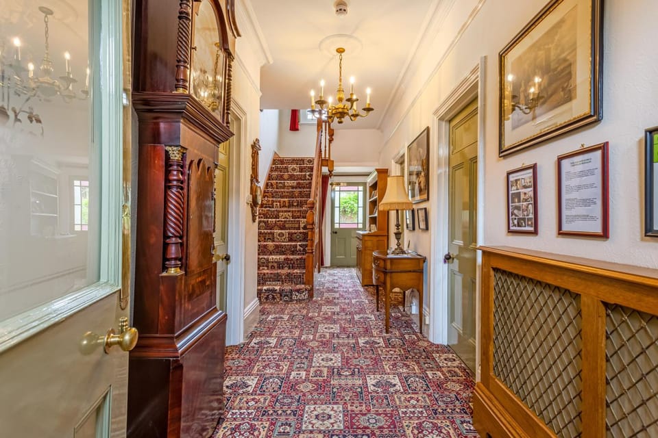 Banbury Cross B&B Hotel in Banbury