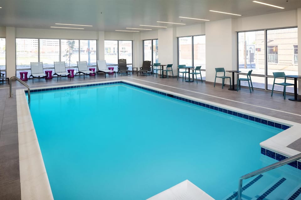 Home2 Suites by Hilton Memphis Downtown Hotel in Memphis