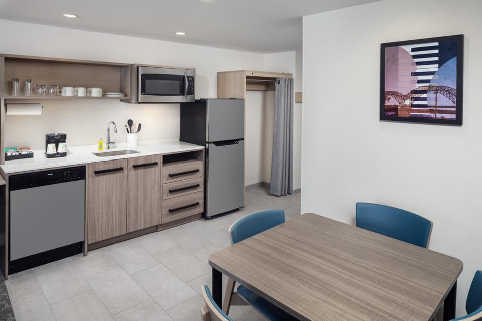 Home2 Suites by Hilton Memphis Downtown Hotel in Memphis