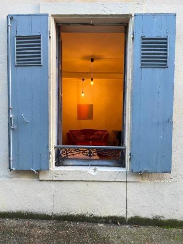 Chambres Zohra Centre ville Hotel in Bourgogne-Franche-Comté