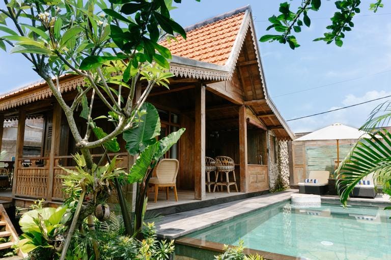 Seseh Tranquil 1BR Private Pool Villa Near Beach Hotel in Mengwi