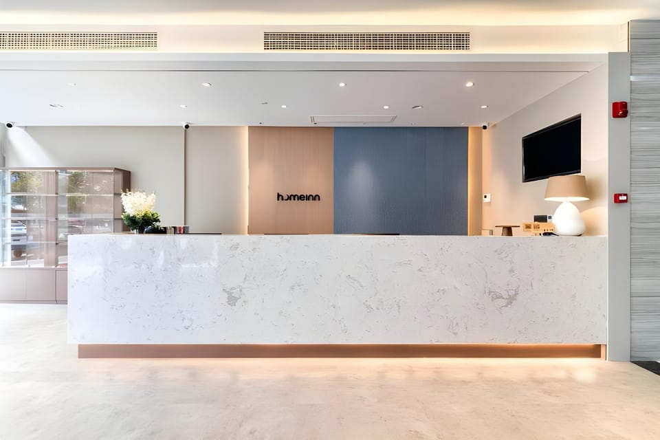 Home Inn Neo Hangzhou Dinglan Plaza Dingqiao Metro Station Hotel in Hangzhou