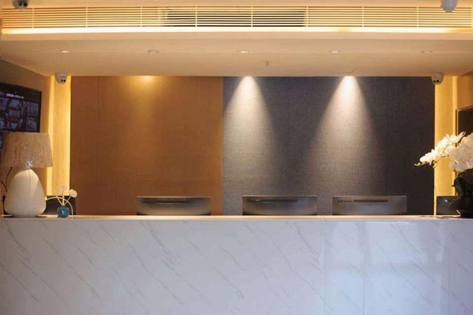 Home Inn Neo Hangzhou West Lake Jiefang Road Mashi Street Hotel in Hangzhou