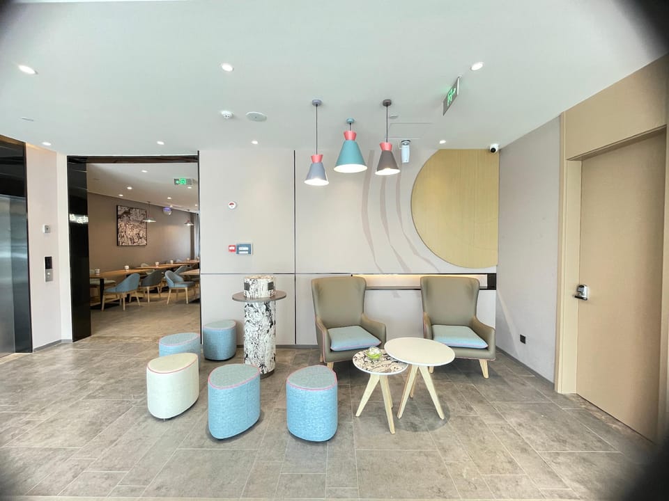 Home Inn Neo Qingdao Huangdao District Qingdao University Affiliated Hospital Metro Station Hotel in Qingdao
