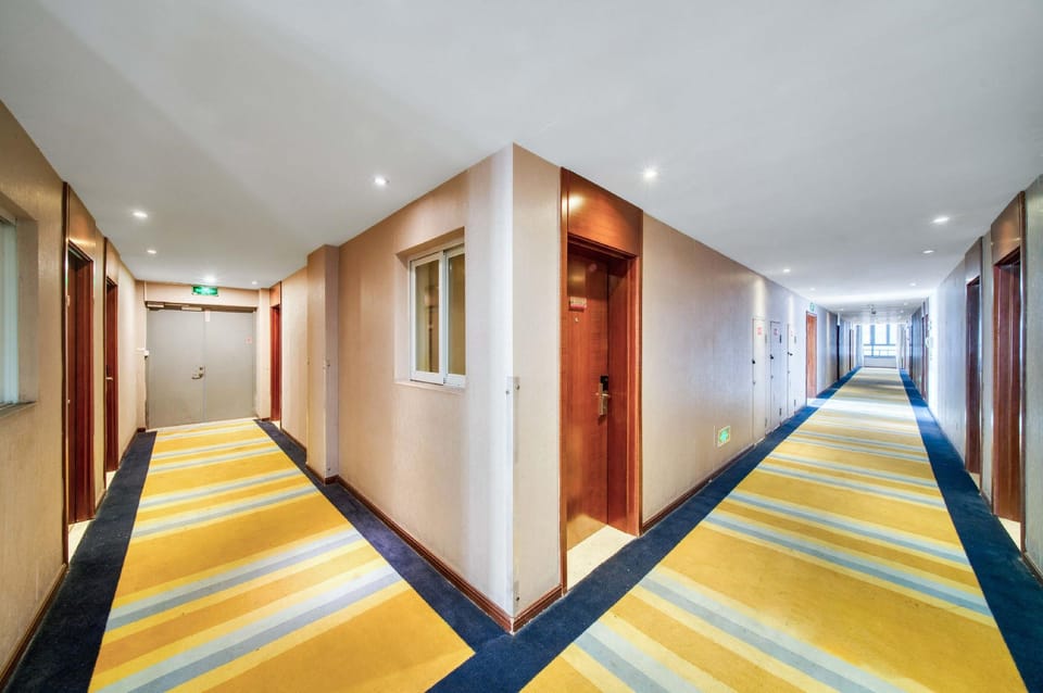 Home Inn Hangzhou Linping Intime City Metro Station Hotel in Hangzhou